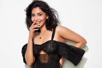 நடிகை ஐஸ்வர்யா லக்ஷ்மியின் கிளாமர் போட்டோஷூட்