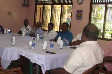 மன்னாரில் திடீரென ஒன்றுகூடிய கூட்டமைப்பின் அதி உயர் நிறைவேற்றுக் குழு!