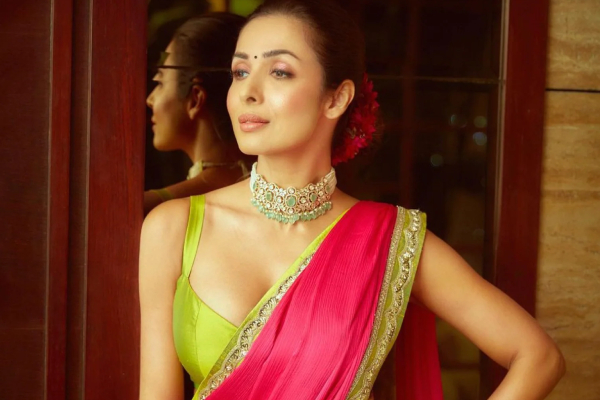 பிரபல நடிகையின் அந்த இடத்தை ஜூம் செய்து எடுத்து வீடியோ வைரல்!.. குவியும் கண்டனம் | Malaika Arora Gym Outfit Viral