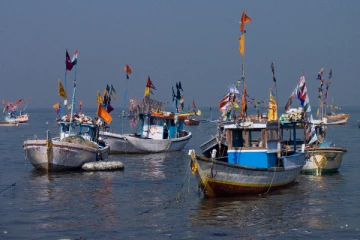 கிளிநொச்சியில் கைது செய்யப்பட்ட இந்திய கடற்தொழிலாளர்களுக்கு விளக்கமறியல் நீடிப்பு