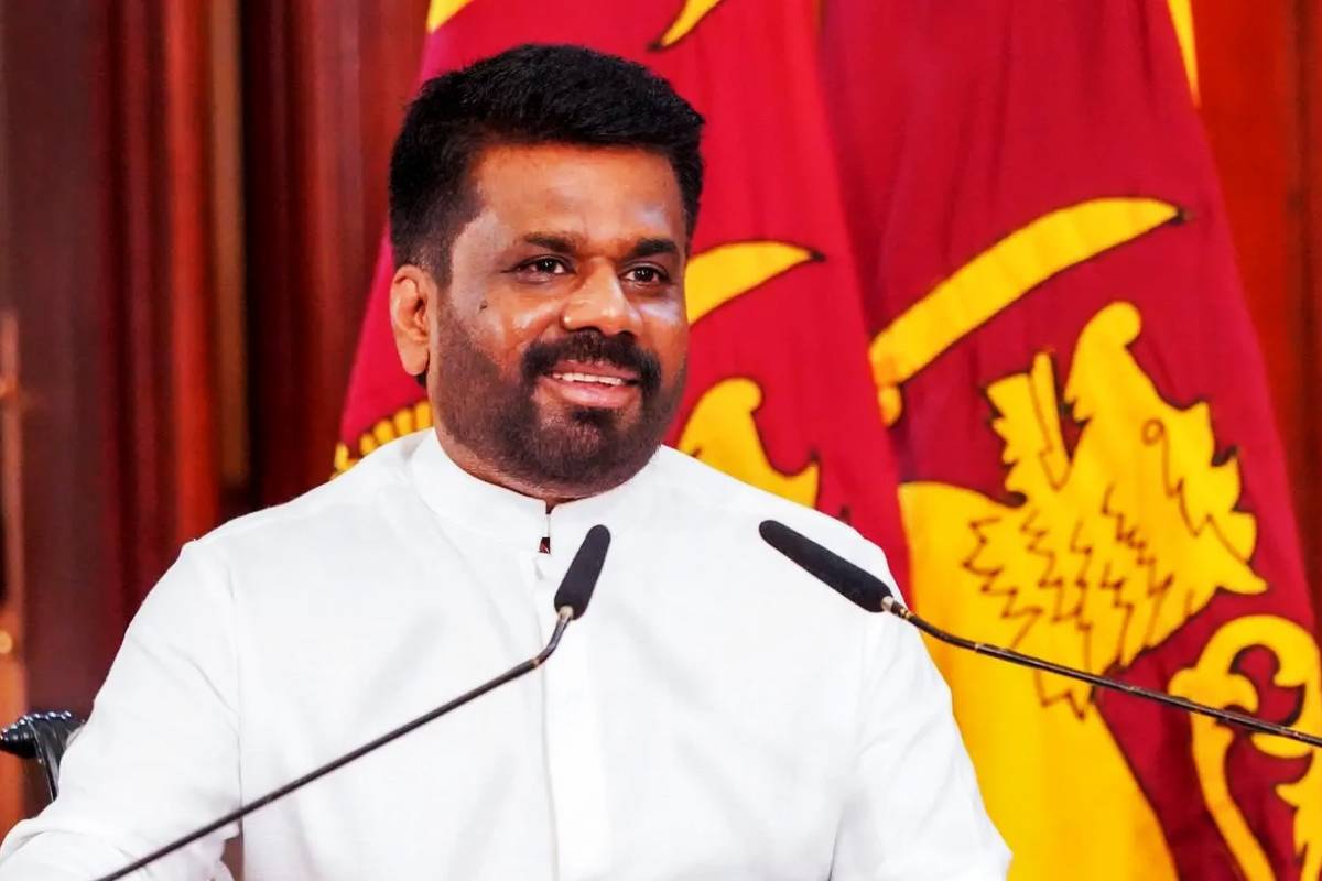 ஆளுநர்களின் பதவி விலகல் - பிரதமரும் விலகுவாரா...! சீலரத்ன தேரர் கேள்வி | Seelaratna Thero Slams Govt Over Resignations ஆளுநர்களின் பதவி விலகல் - பிரதமரும் விலகுவாரா...! சீலரத்ன தேரர் கேள்வி | Seelaratna Thero Slams Govt Over Resignations