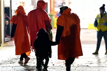 அதிகரித்துவரும் அகதிகளின் எண்ணிக்கை: பிரித்தானிய அரசின் மற்றொரு சர்ச்சைக்குரிய திட்டம்