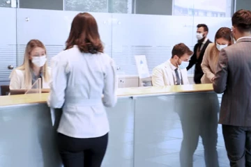 கொழும்பு உட்பட பல பகுதிகளில் வங்கி அதிகாரிகள் 55 பேருக்கு கொரோனா தொற்று