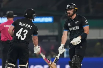 தென்னாபிரிக்க அணியை வீழ்த்தி இறுதிப் போட்டிக்கு தகுதி பெற்ற நியூசிலாந்து அணி