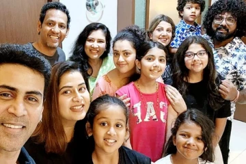 இலங்கை தொழிலதிபரின் மனைவி ரம்பா கொடுத்த சர்ப்ரைஸ்! கணவர் இறப்பிற்கு பிறகு சிரித்த முகத்துடன் மீனா