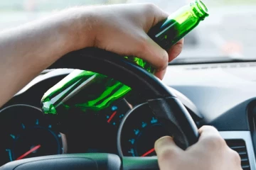 බීමතින් රිය පැදෙව්වොත් ආයේ ඇපත් නෑ - රියත් නෑ.