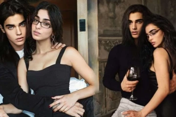 யார் இந்த பெண்? AI ரோபோவுடன் திருமணம் - கதறும் ஆண்கள்!