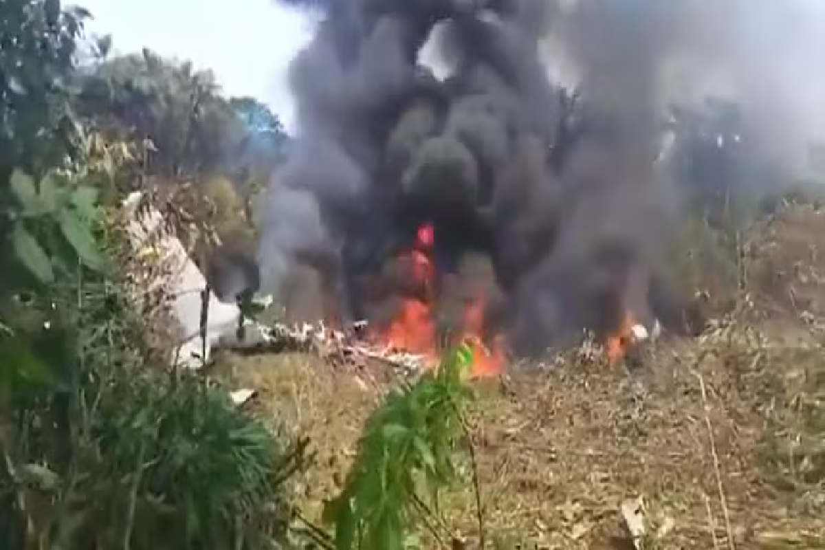 விபத்தில் சிக்கிய இராணுவ விமானம் ; 100 பேர் பலியாகியிருக்கலாம்... | Military Aircraft Crash Colombia