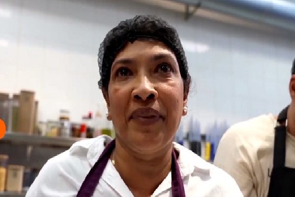வெளிநாடொன்றில் அசத்தும் இலங்கை பெண்(காணொளி) | Lankan Migrant Worker In Lebanon Cooking Workshop