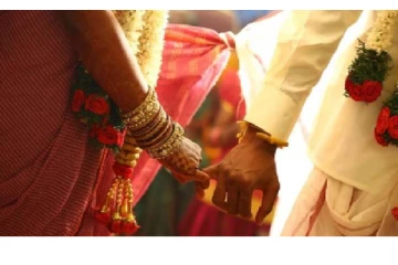 துணி கடைக்கு சென்ற மனைவி.. கழுத்தில் 2 தாலி - திருமணமான 20 நாளில் கணவருக்கு காத்திருந்த அதிர்ச்சி!