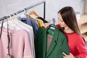 பெண்களே ஆடைத் தெரிவில் கவனம் தேவை!