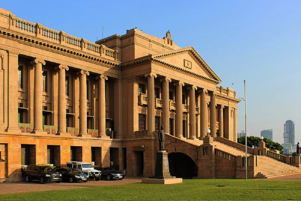 அதிபர் செயலகத்தில் 40 வாகனங்கள் மாயம்..! - ஐபிசி தமிழ்