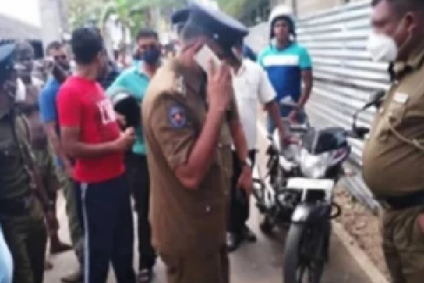 பிரதேச சபையின் உப தலைவர் மீது கொடூர தாக்குதல் | Brutal Attack On Deputy Chairman Of Local Council பிரதேச சபையின் உப தலைவர் மீது கொடூர தாக்குதல் | Brutal Attack On Deputy Chairman Of Local Council