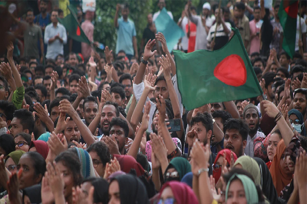 பங்களாதேஷ் முன்னாள் பிரதமருக்கு விதிக்கப்பட்டது 10 ஆண்டுகள் சிறைத்தண்டனை | Bangladesh Court Sheikh Hasina 10 Years Jail