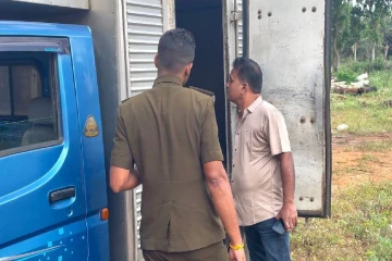 யாழில் சுகாதார பரிசோதகர்கள் திடீர் சுற்றிவளைப்பு