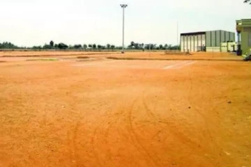 காலி மைதானத்தில் கிடந்த டம்மி நாட்டு வெடிகுண்டால் சலசலப்பு - சிரிப்பில் முடிந்த சீரியஸ்!