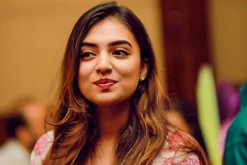 நடிக்க வருவதற்கு முன் நடிகை நஸ்ரியா எப்படி இருக்கிறார் பாருங்க! சிறுவயதிலே அவர் செய்த விஷயம்