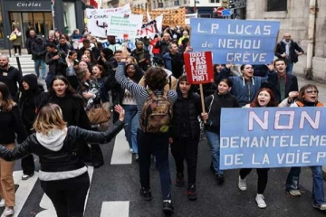 ரயில்கள், விமானங்கள் ரத்து... பிரான்ஸ் முழுவதும் வேலைநிறுத்தங்கள்: பரபரப்பை ஏற்படுத்தியுள்ள விடயத்தின் பின்னணி