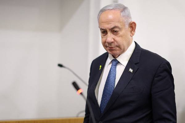 இஸ்ரேலியத் தூதரை வெளியேற்றிய தென்னாப்பிரிக்கா ; பதிலடி கொடுத்த நெதன்யாகு | South Africa Expels Israeli Ambassador Netanyahu இஸ்ரேலியத் தூதரை வெளியேற்றிய தென்னாப்பிரிக்கா ; பதிலடி கொடுத்த நெதன்யாகு | South Africa Expels Israeli Ambassador Netanyahu