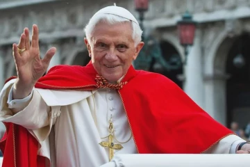 முன்னாள் திருத்தந்தை 16ம் பெனடிக்ட் இயற்கை எய்தினார்