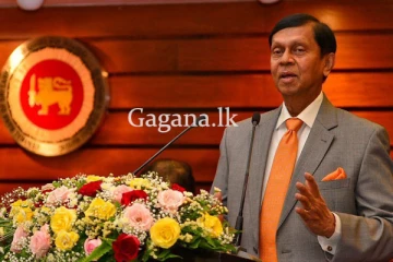 මහ බැංකු අධිපති ඇතුළු පස් දෙනෙකුට තරු පෙන්නන්නයි යන්නේ.
