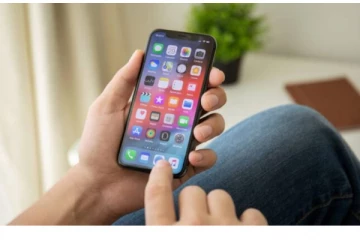 உங்க ஸ்மார்ட்போனில் ஆப்களை டவுன் லோட் செய்வதற்கு முன்... அது போலியா என எப்படி கண்டுபிடிப்பது?