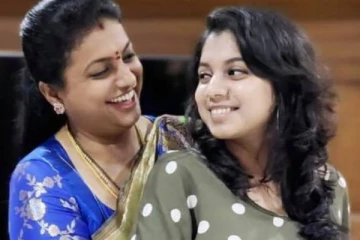 நடிகை ரோஜாவின் மகளுக்கு ஐ லவ் யூ கூறிய நபர்! இளம்நடிகைக்கு டஃப் கொடுக்கும் அளவில் அழகிய புகைப்படம்
