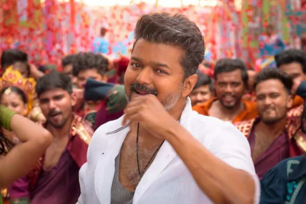 விஜய் ரசிகர்களுக்கு ஒரு குட் நியூஸ்.. ஜனநாயகன் ரிலீஸ் அப்டேட் | Jananayagan Submitted To Revising Committee Cbfc