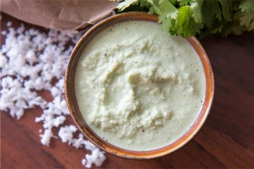 வெறும் 10 நிமிடத்தில் சுவையான தேங்காய் வேர்க்கடலை சட்னி செய்வது எப்படி?