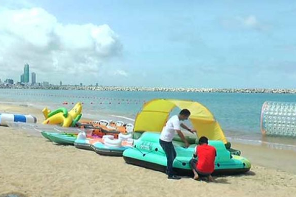 செயற்கை கடற்கரையில் குவிந்த மக்கள்; இரு நாட்களில் இவ்வளவு பேரா! | People Flock To The Artificial Beach Colombo