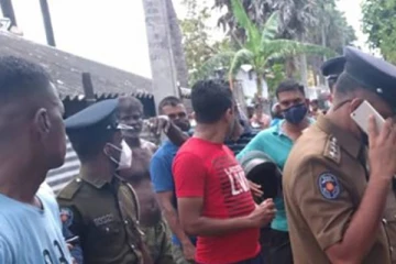 இன்று காலை  பெண்கள் மூவர்  உட்பட ஒரே குடும்பத்தைச் சேர்ந்த நால்வருக்கு நேர்ந்த கதி!