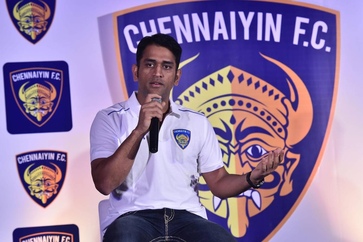 புதிய தொழிலில் களம் காணும் தோனி - ஏற்கனவே இத்தனை நிறுவனங்களில் முதலீடா? | Ms Dhoni Invest On Rooftop Solar Firm Solar Square