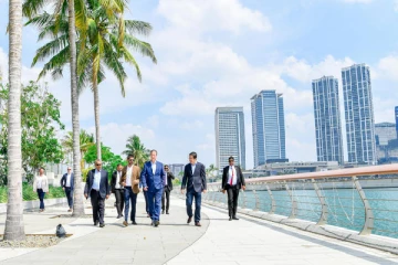 துறைமுக நகருக்கு விஜயம் செய்த பிரித்தானிய முன்னாள் பிரதமர்