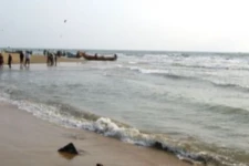 கடலில் மிதந்துவந்த பெண்ணின் சடலம்!