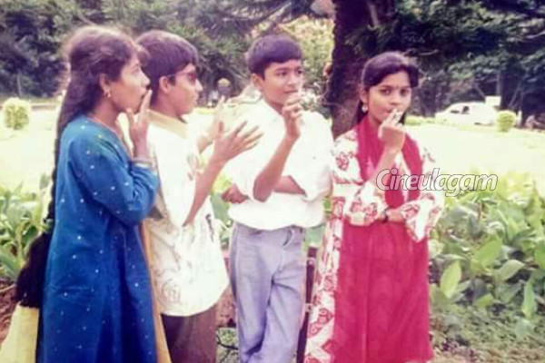 அப்பா இயக்குனர், இட்லி வாங்க என்ன கஷ்டம்? - ட்ரோல் செய்தவர்களுக்கு தனுஷ் பதிலடி | Dhanush Clarifies On Rumour About Idli Kadai