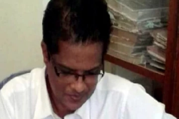 கொரோனா நோயாளிகள் பலருக்கு சிகிச்சையளித்த மருத்துவரும் மரணம்