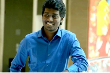 பிளாக் பஸ்டர் இயக்குனர் அட்லீயா இது?- வேறொரு லுக்கில் மாறியுள்ளாரே, தெறி மாஸ்