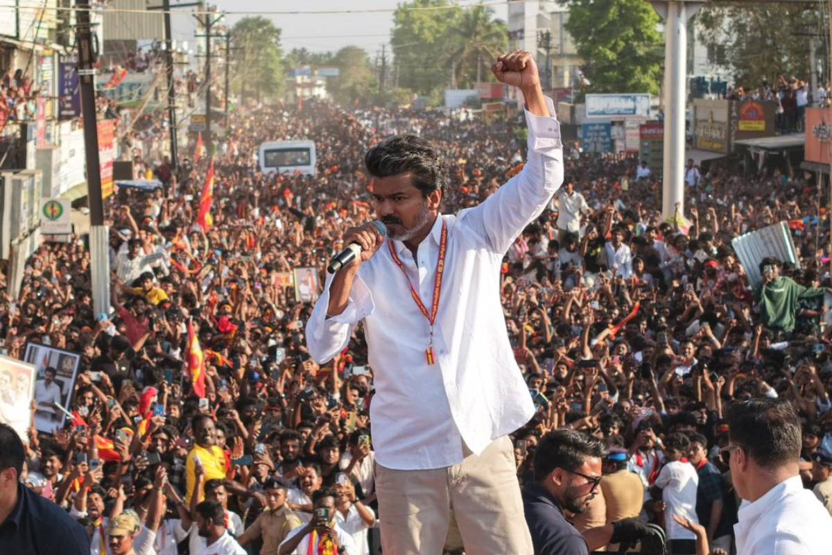 நெசவாளர்களுக்கான வாக்குறுதிகளை அறிவித்த தவெக தலைவர் விஜய் | Tvk Vijay Promises For Weavers In In Tiruppur நெசவாளர்களுக்கான வாக்குறுதிகளை அறிவித்த தவெக தலைவர் விஜய் | Tvk Vijay Promises For Weavers In In Tiruppur