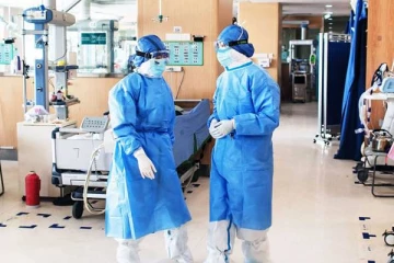 மகளுக்கு கொரோனா தொற்று என்றதும்  தப்பியோடமுயன்ற தாயார் ; யாழில் சம்பவம்