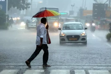 நகர்ந்து செல்லும் டித்வா புயல் ; இன்றும் மழைக்கு வாய்ப்பு