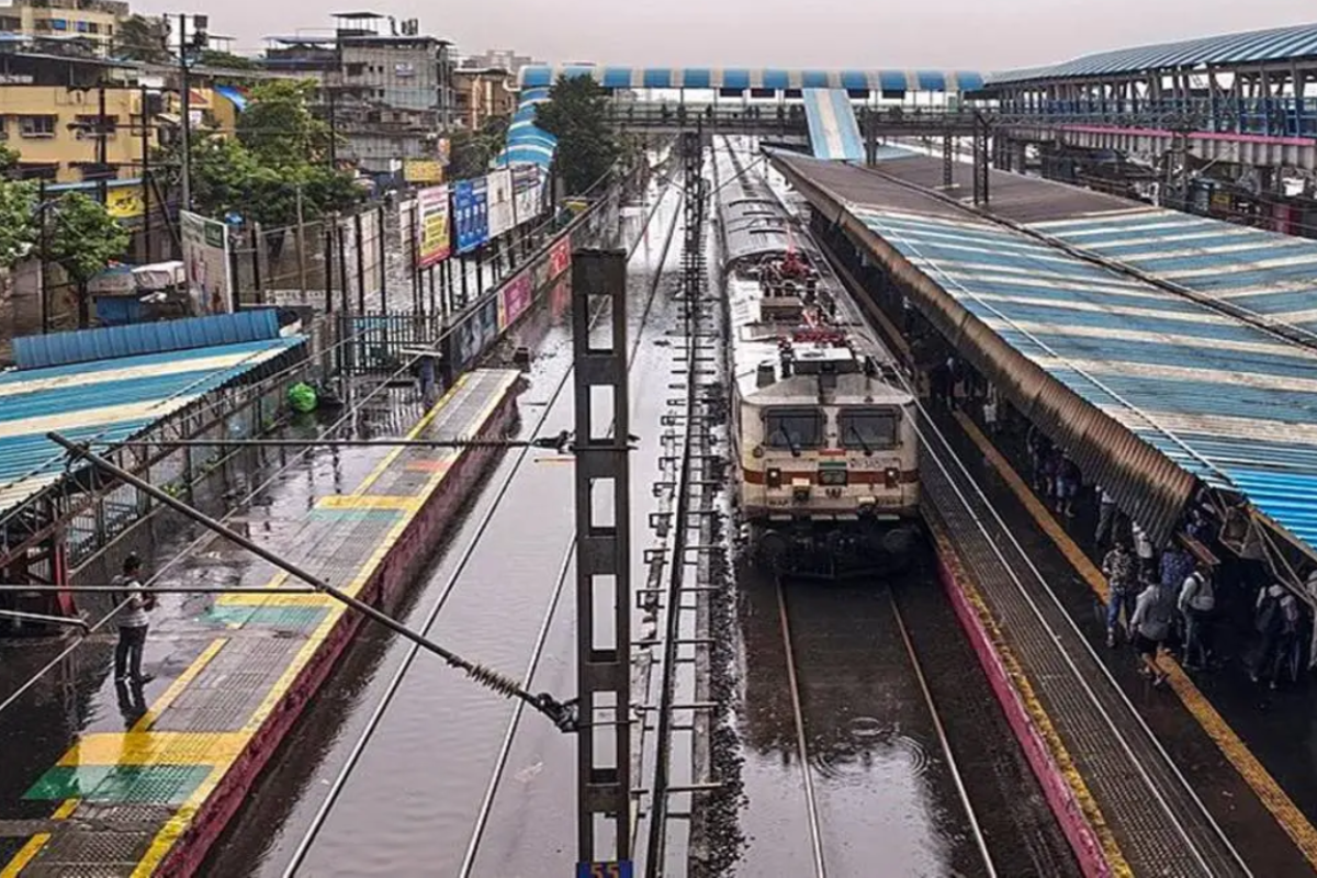 இன்று இயக்கப்படவிருந்த ஏழு தொடருந்து சேவைகள் இரத்து | Seven Train Services Cancelled Tonight இன்று இயக்கப்படவிருந்த ஏழு தொடருந்து சேவைகள் இரத்து | Seven Train Services Cancelled Tonight