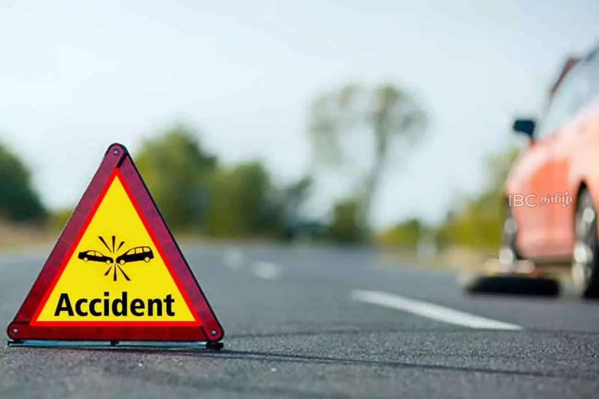 70 அடி பள்ளத்தில் விழுந்த வான் - ஒரே குடும்பத்தைச் சேர்ந்த 5 பேர் படுகாயம் | 5 Injured Van Plunges Into Precipice Gerandi Ella