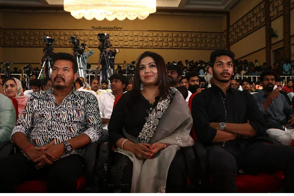 இயக்குனர் சங்கர் மகனா இது? இந்த படிப்பை முடித்துவிட்டு எப்படி இருக்காங்க தெரியுமா... | Shankar Son Arjith In Aditi Movie Viruman Function