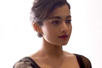 Thamma பிரமோஷன்!! மயக்கும் நடிகை ராஷ்மிகா மந்தனாவின் போட்டோஷூட்...