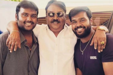 நடிகர் விஜயகாந்தா இது? உடல் எடை குறைந்து எலும்பும் தோலுமாய் மாறிய புகைப்படம்