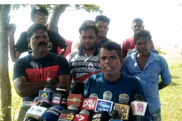 சட்டவிரோத கடல் அட்டை பண்ணைகளைக் காட்டுங்கள் அகற்றத் தயார்:குருநகர் கடற்தொழிலாளர்கள்