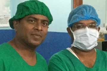 யாழில் தமிழ் வைத்தியரின் நெகிழ்ச்சியான செயல்! தென்னிலங்கை மக்களின் பாராட்டு