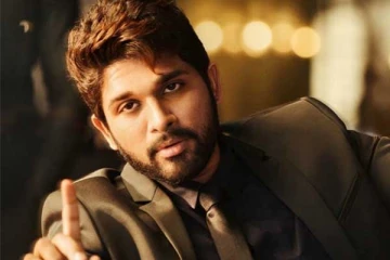 மாஸ் நடிகர் அல்லு அர்ஜுனுக்கு கொரோனா... கவலையில் ரசிகர்கள்