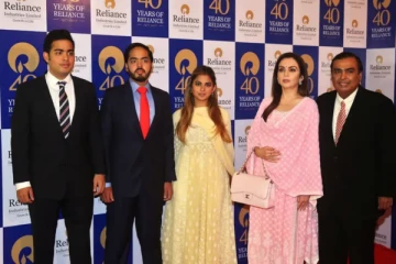 வெறும் 2 லட்சம் மட்டுமே கமிஷன் - சம்பளமே இல்லாமல் வேலை பார்க்கும் அம்பானி வாரிசுகள் - நூதன காரணம்?