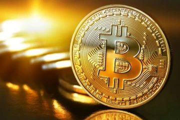 மள மளவென உயர்ந்த பிட்காயின் மதிப்பு.. கிரிப்டோ முதலீட்டாளர்களுக்கு டபுள் போனஸ் தான்!